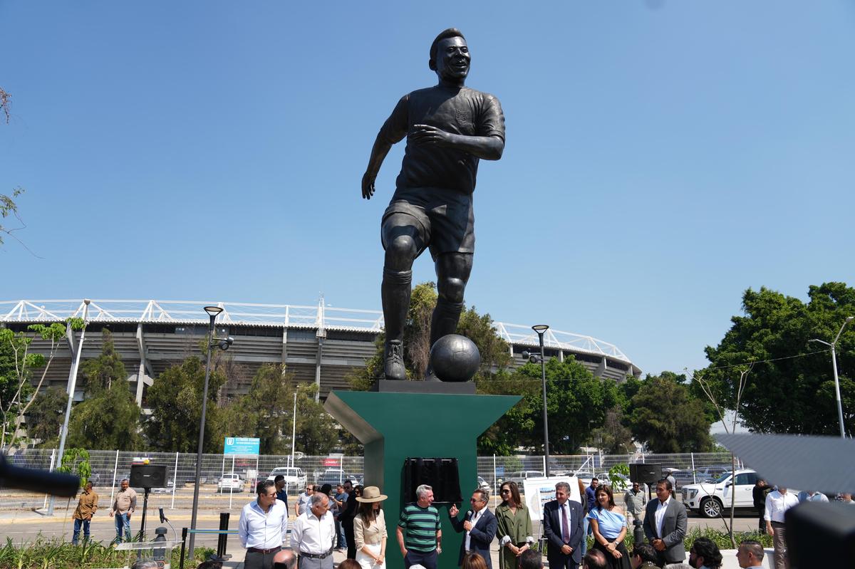 Pele’s statue outside Jalisco Stadium in Guadalajara, Mexico.