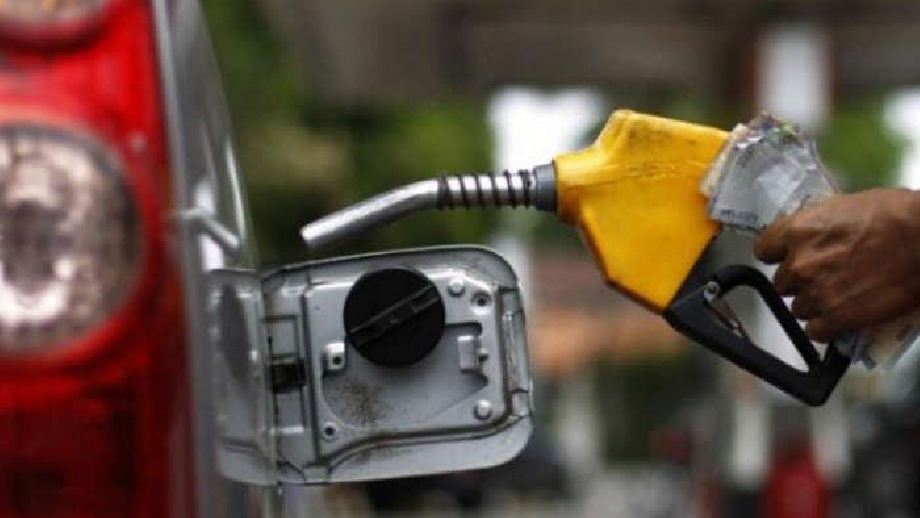 Petrol price reduction at Nigerian filling stations