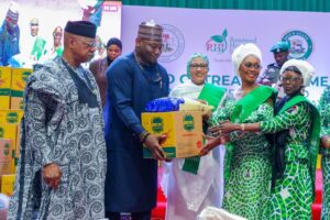 Oluremi Tinubu Extends Food Relief Programme to Ogun State